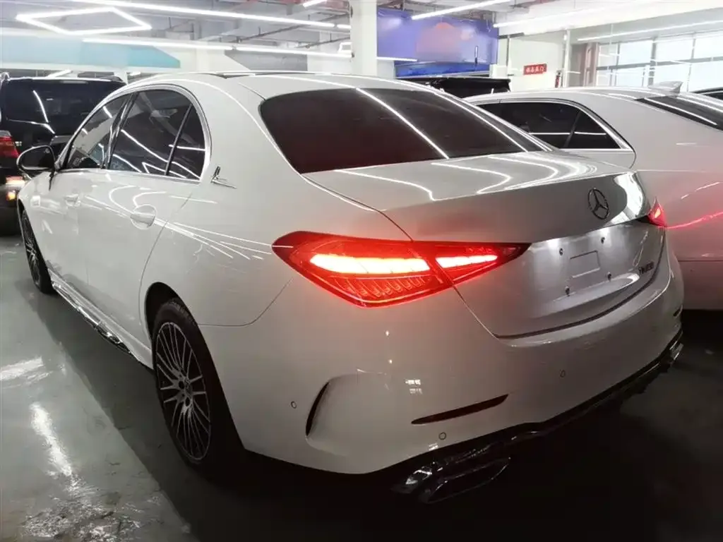 Mercedes-Benz C-Class — фото 10