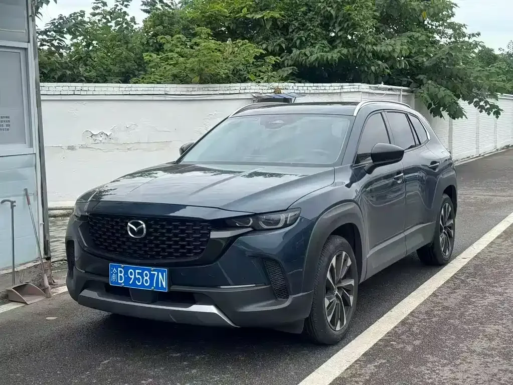 Mazda CX-50 — фото 1