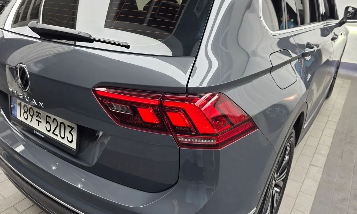 Volkswagen Tiguan — фото 9