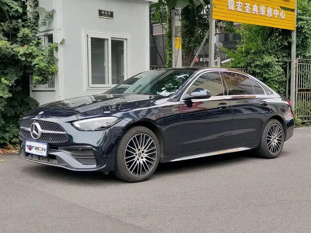 Mercedes-Benz C-Class — фото 1