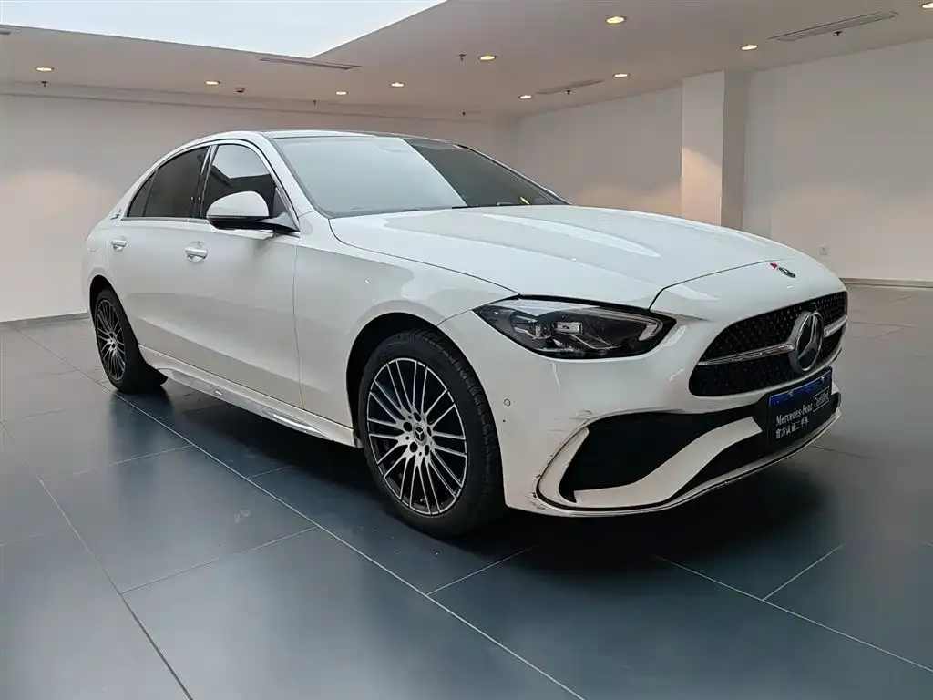 Mercedes-Benz C-Class — фото 10