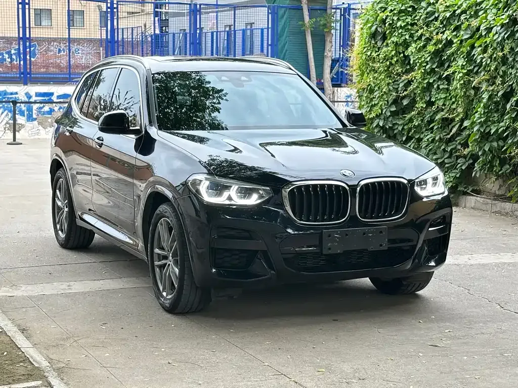 BMW X3 — фото 7