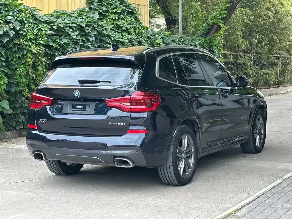 BMW X3 — фото 10