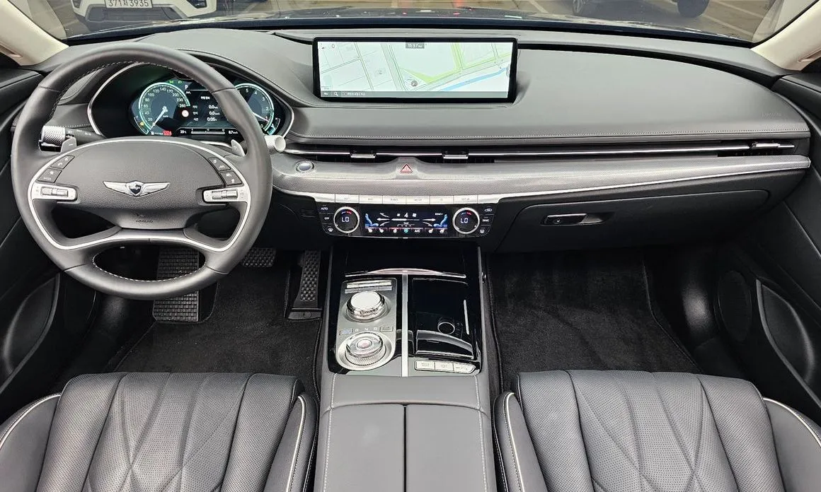 Genesis G80 — фото 9