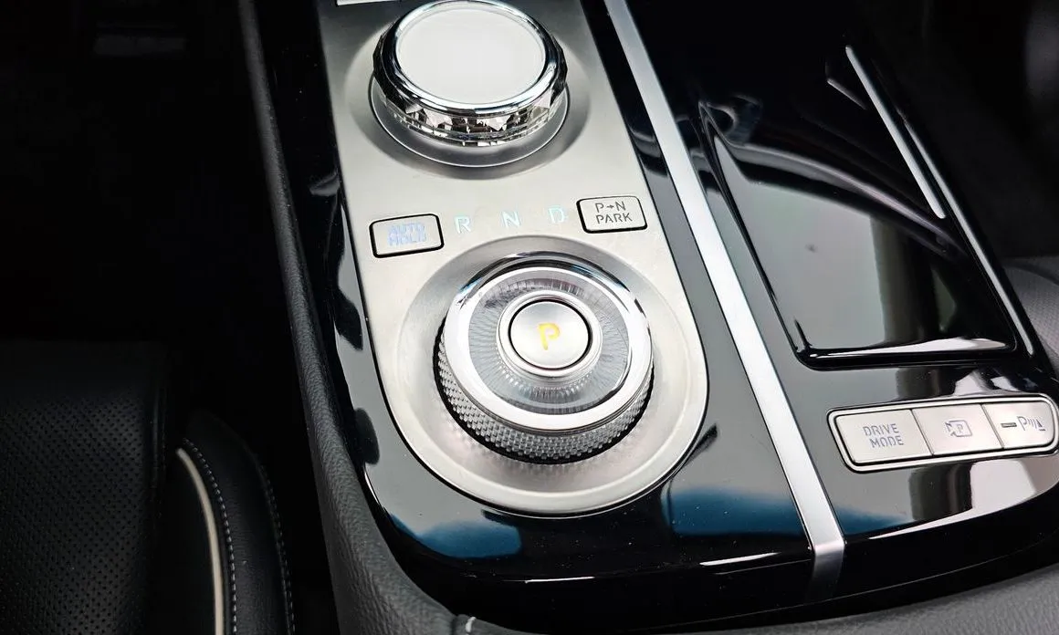 Genesis G80 — фото 4