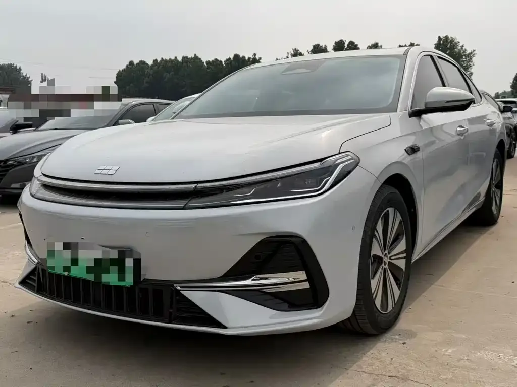Geely 银河A7 EM