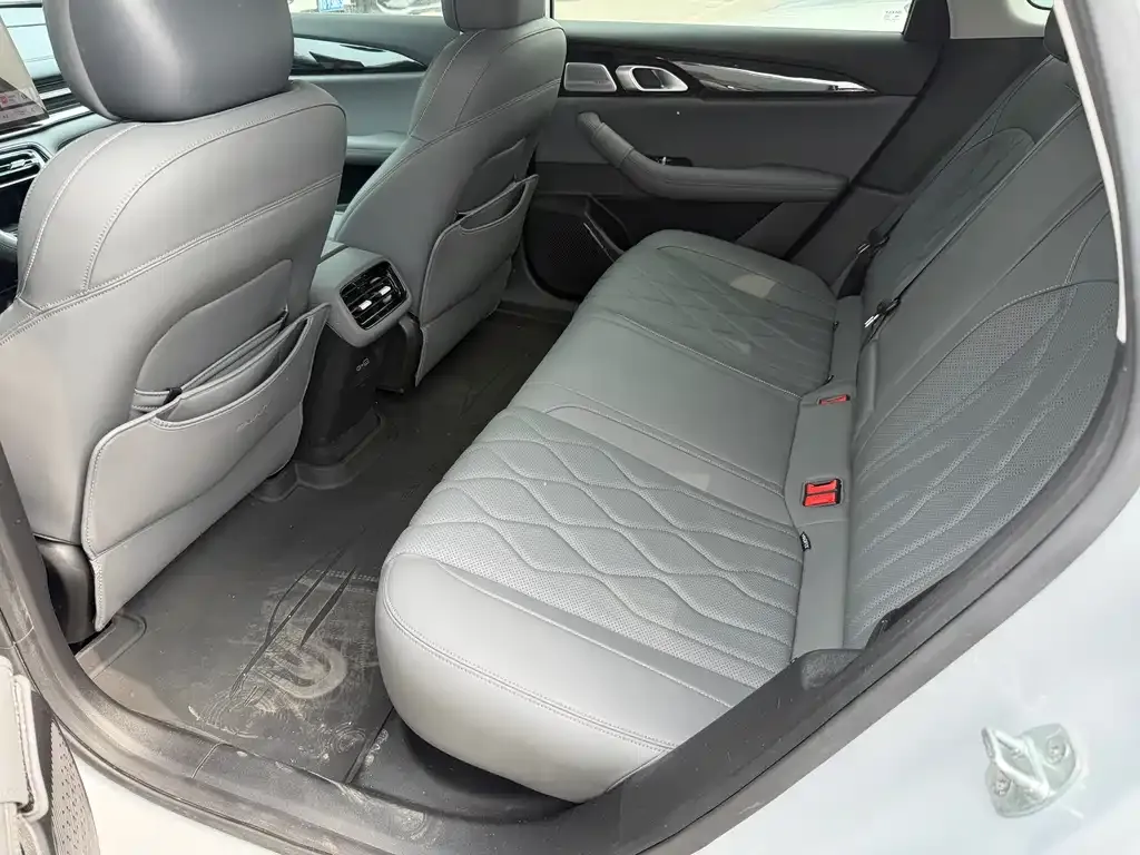 Geely 银河A7 EM 2025 из CN, фото 9