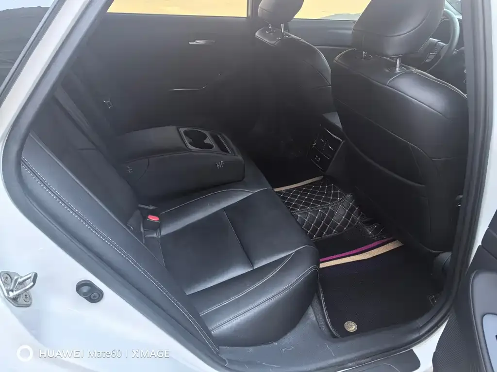 Toyota Avalon 2026 из CN, фото 3