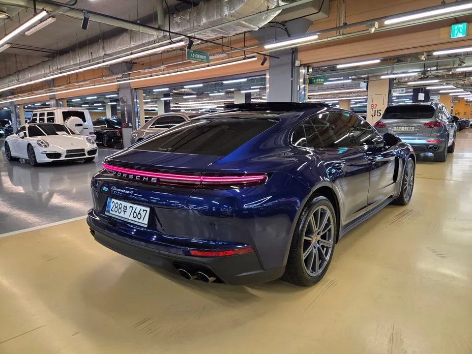 Porsche Panamera 2025 из KR, фото 6
