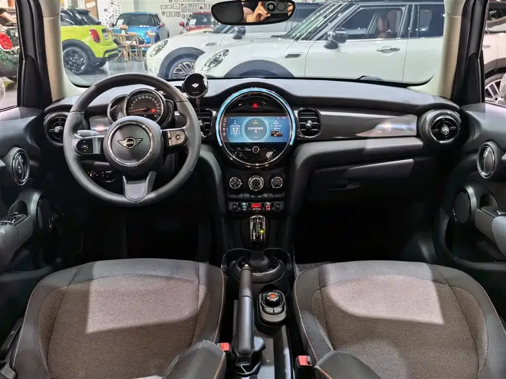 MINI Cooper (3-door) 2021 из CN, фото 6
