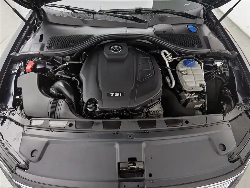 Volkswagen Phideon 2022 из CN, фото 8