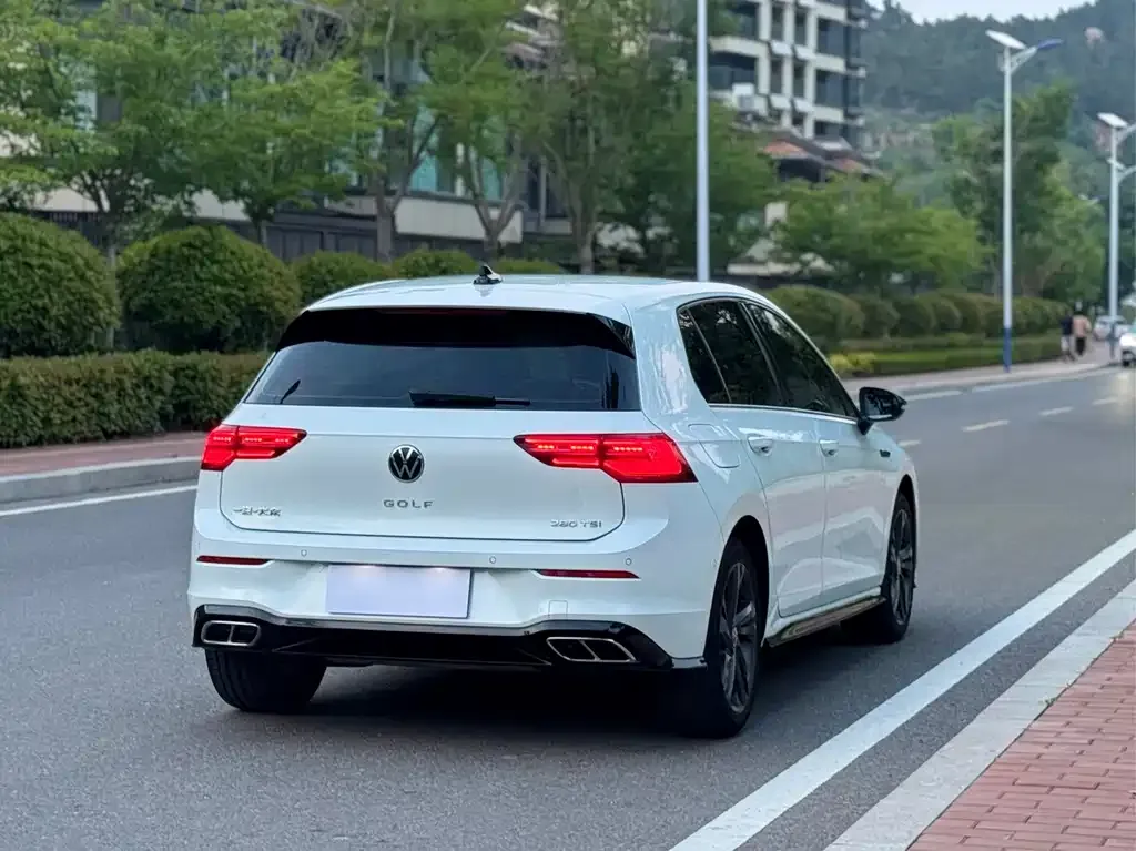 Volkswagen Golf — фото 2