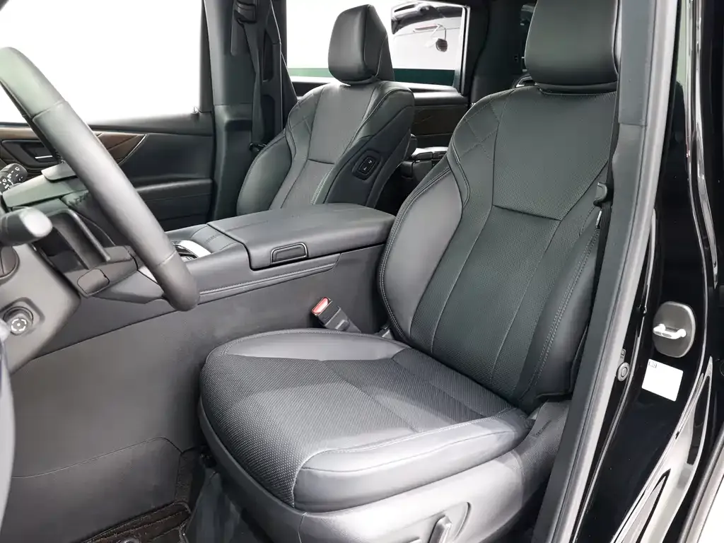 Toyota Vellfire — фото 8