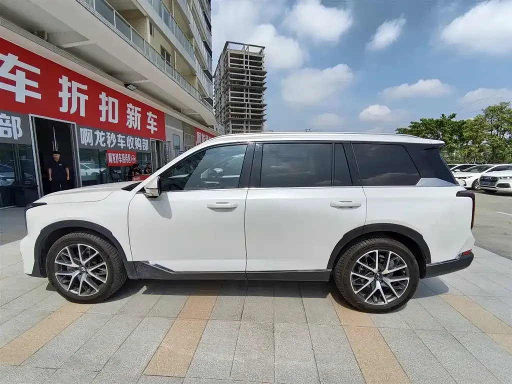 GAC Motor Trumpchi GS8 — фото 8