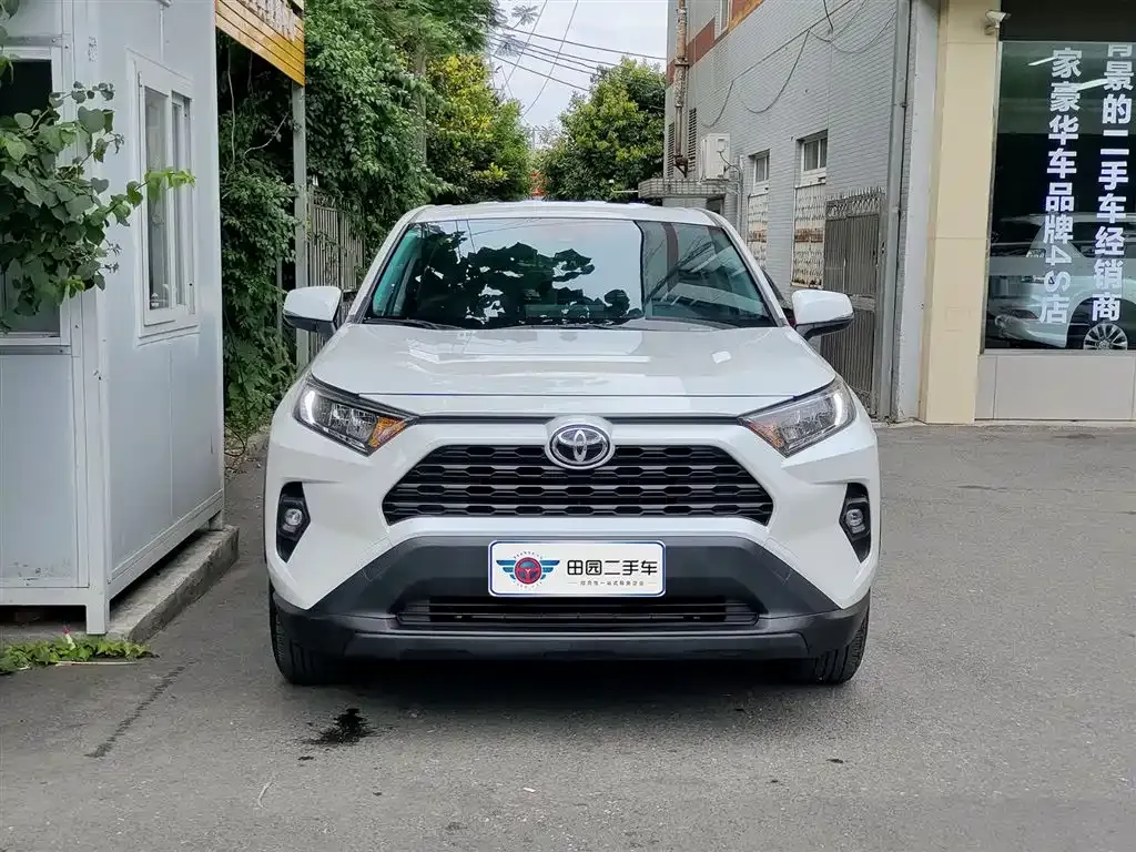 Toyota RAV4 2024 из CN, фото 6