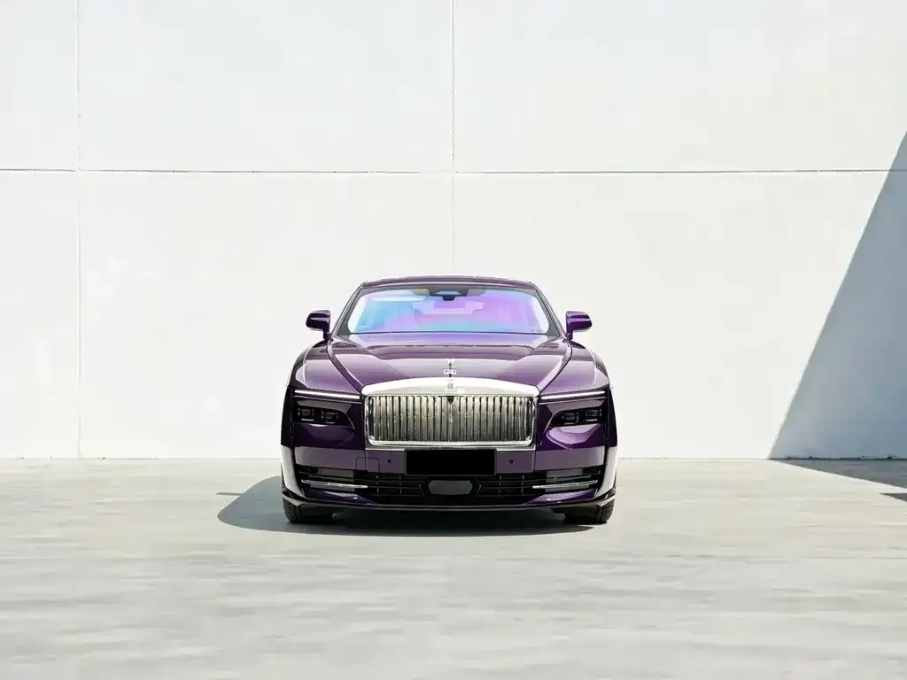 Rolls-Royce Phantom 2025 из CN, фото 2