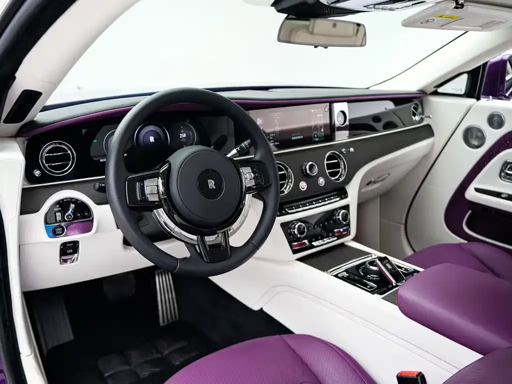 Rolls-Royce Phantom 2025 из CN, фото 9