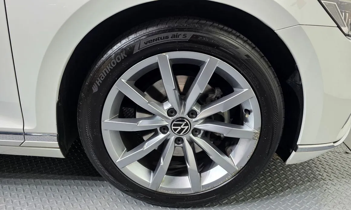 Volkswagen Passat 2021 из KR, фото 7