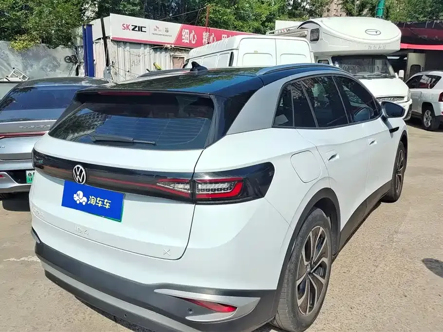Volkswagen ID.4 X 2023 из CN, фото 6