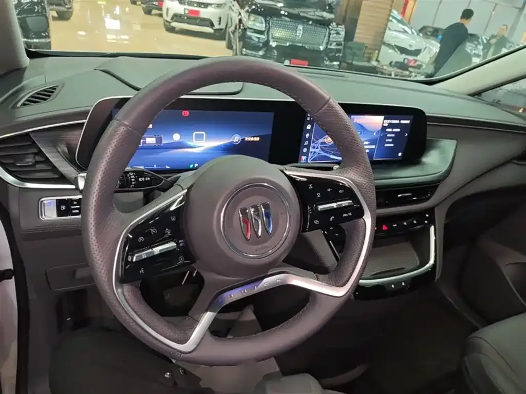 Buick GL8 Hybrid — фото 2