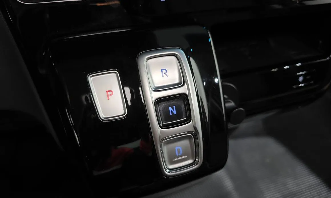 Hyundai Staria 2025 из KR, фото 4