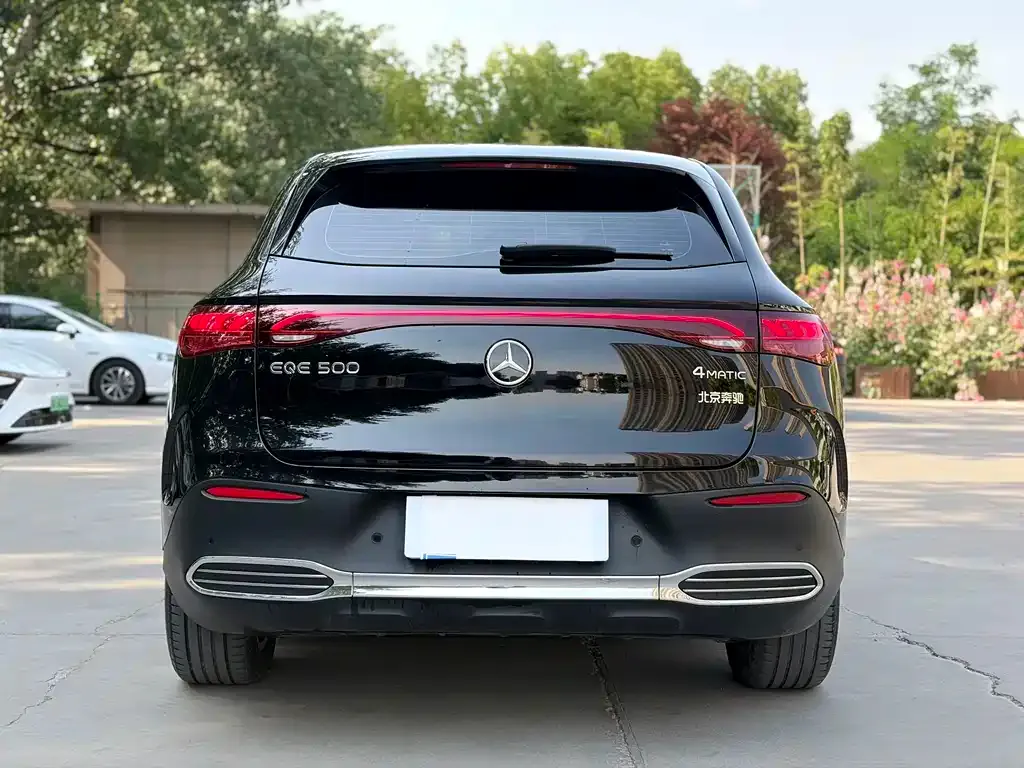 Mercedes-Benz EQE SUV 2024 из CN, фото 3