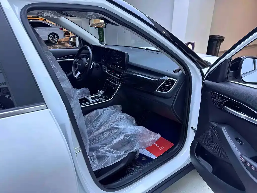 Kia KX3 — фото 10