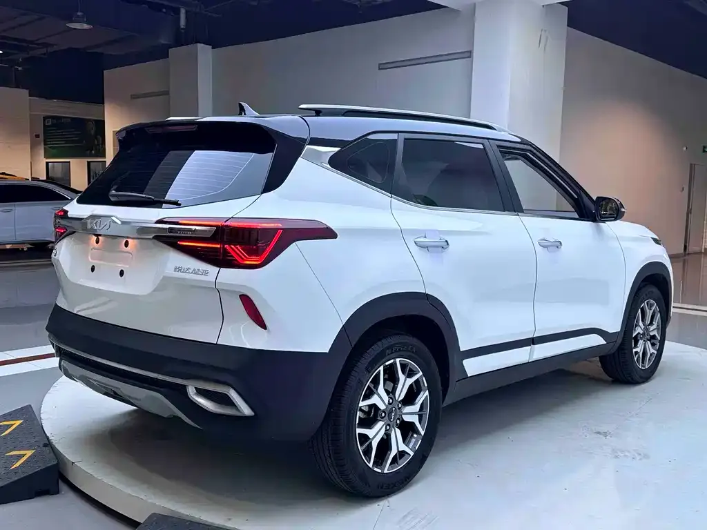 Kia KX3 — фото 7