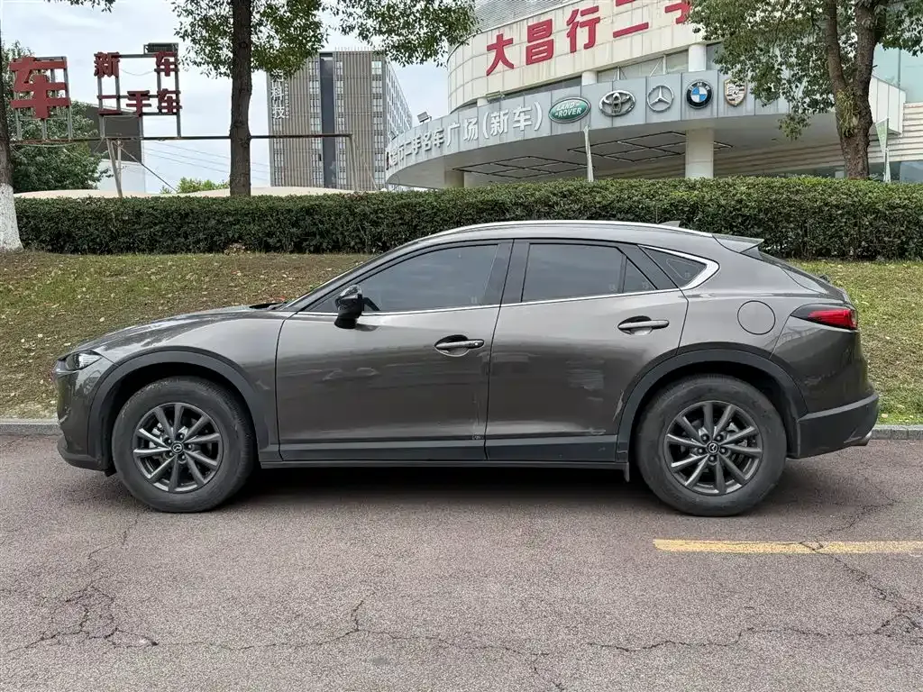Mazda CX-4 — фото 10