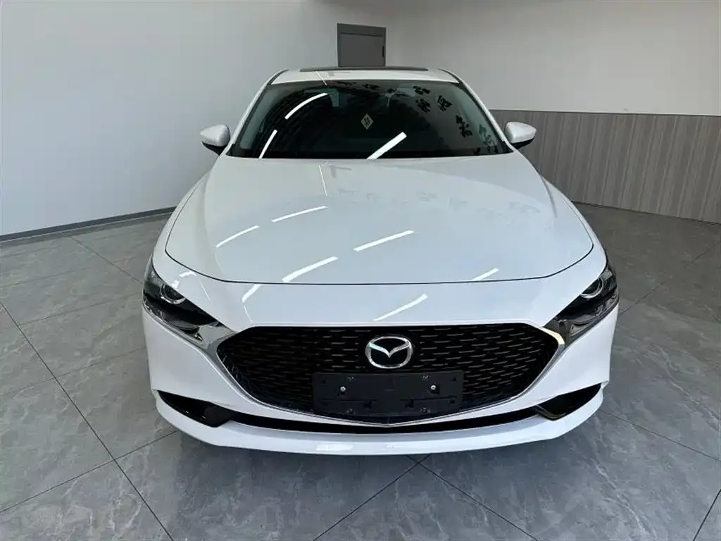 Mazda 3 Axela — фото 10