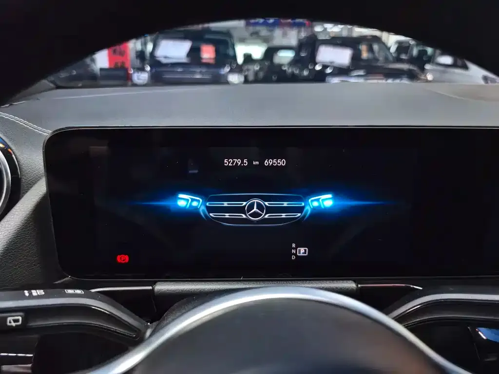 Mercedes-Benz GLA — фото 3