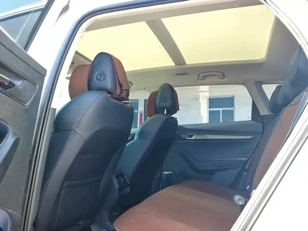 Skoda Karoq — фото 3