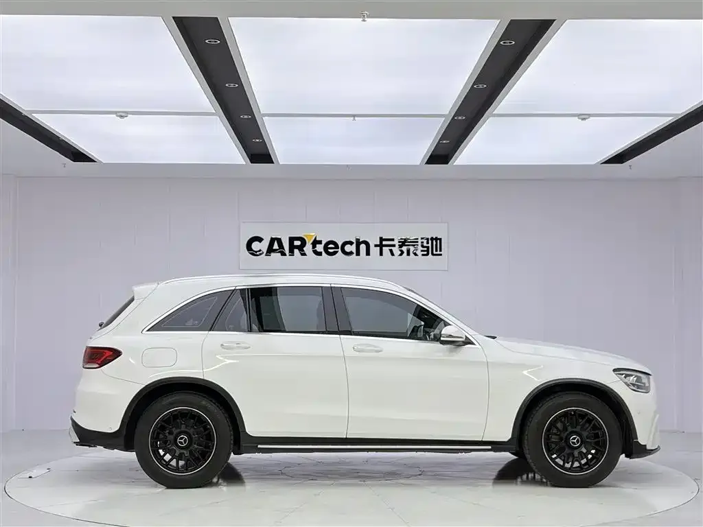 Mercedes-Benz GLC — фото 6