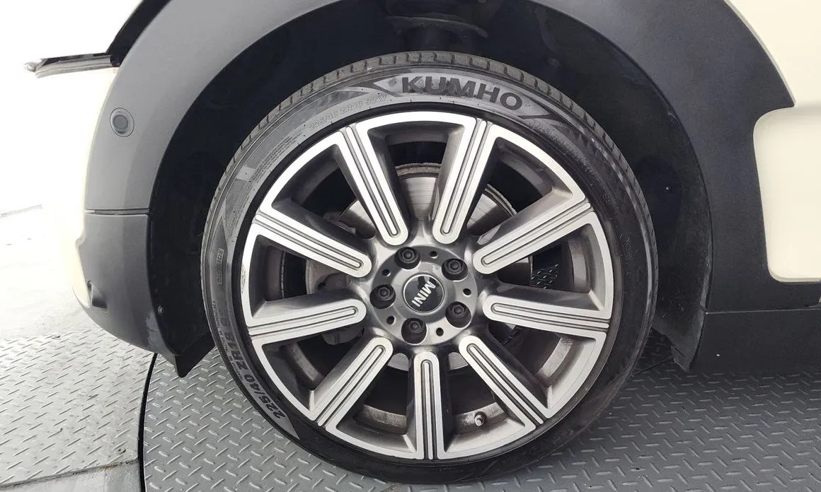 Mini Clubman 2021 из KR, фото 3