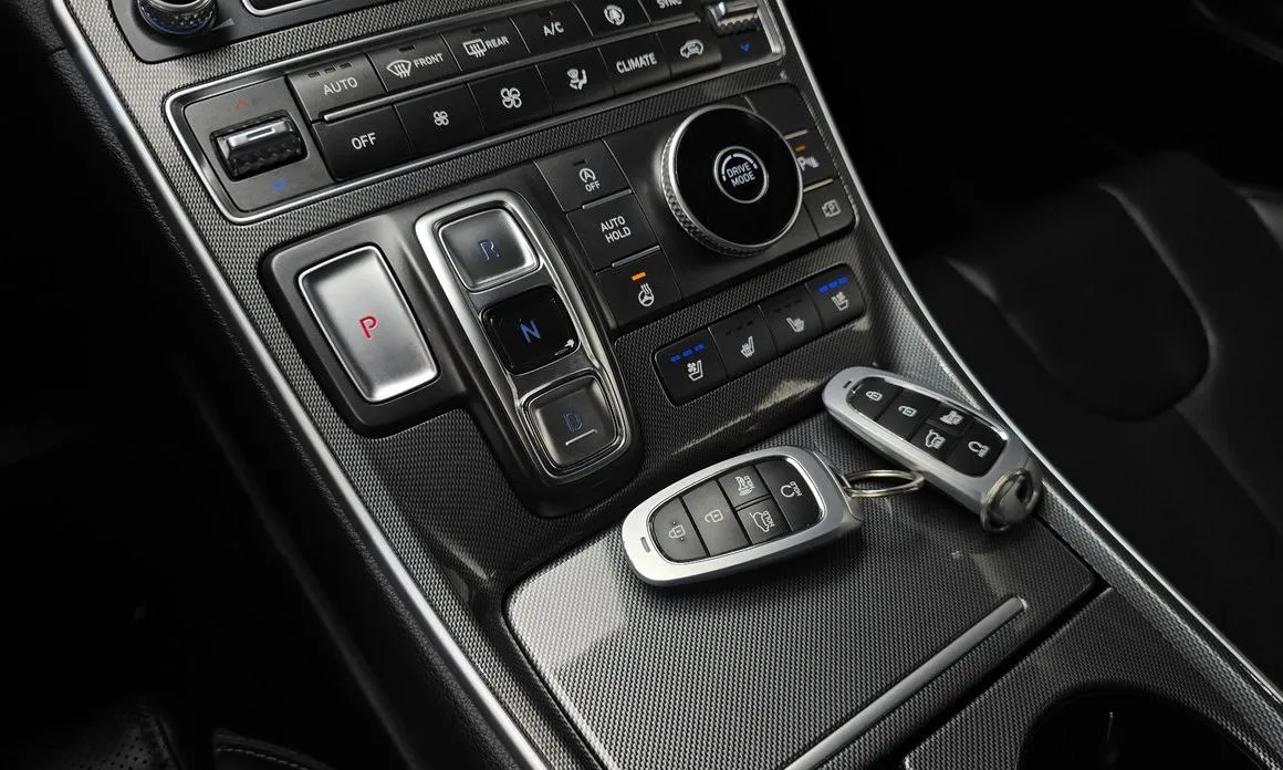 Hyundai Santafe — фото 8
