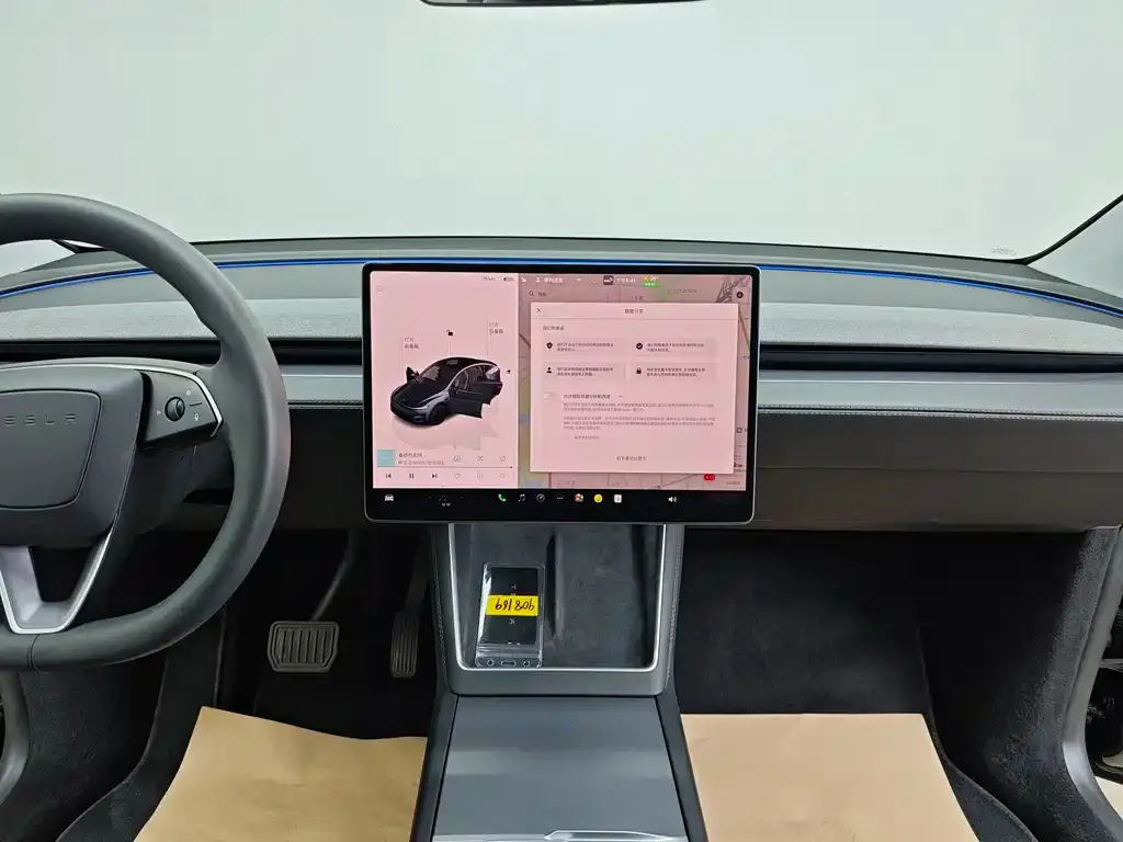 Tesla Model Y — фото 2
