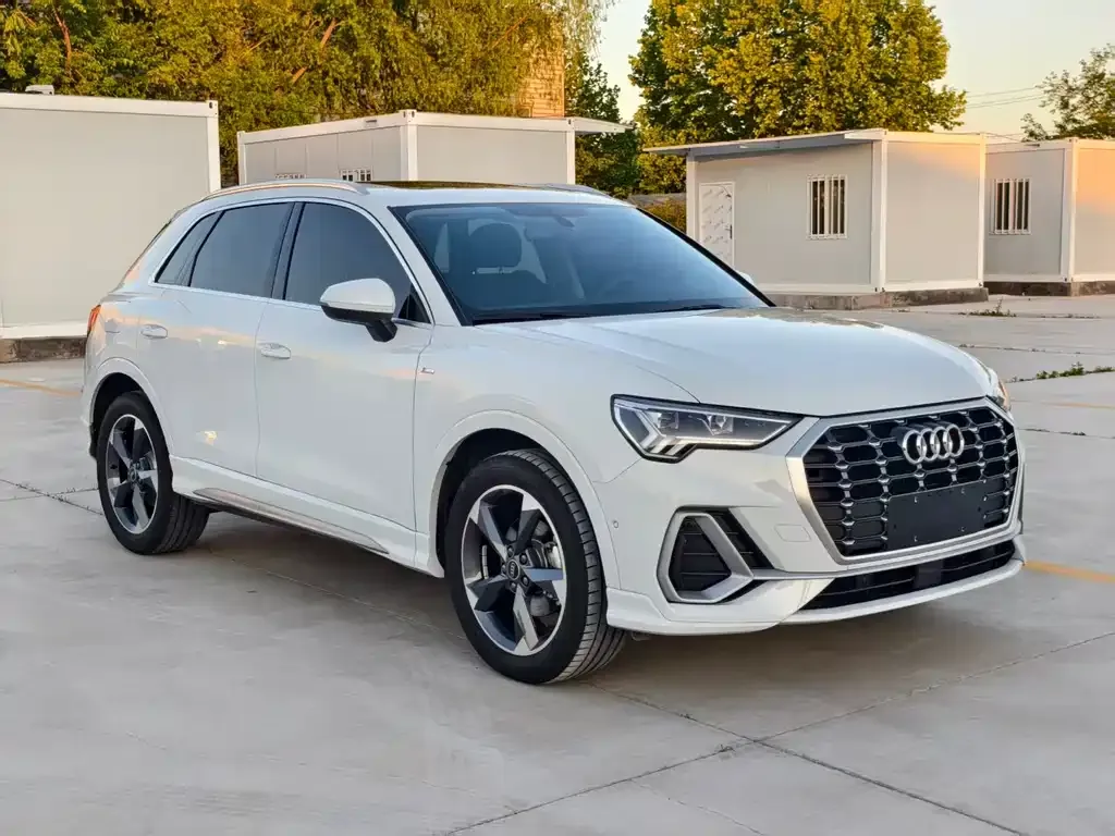 Audi Q3 — фото 5