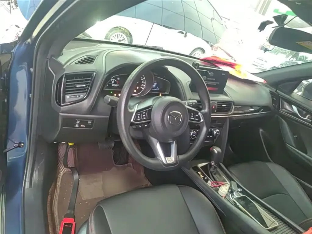 Mazda CX-4 2022 из CN, фото 2