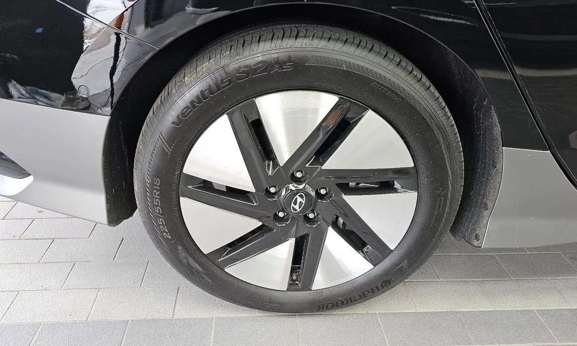 Hyundai Ioniq6 — фото 9