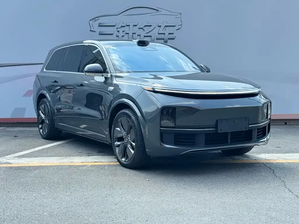 Li Auto L9 — фото 3