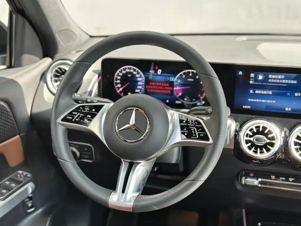 Mercedes-Benz GLB 2025 из CN, фото 3