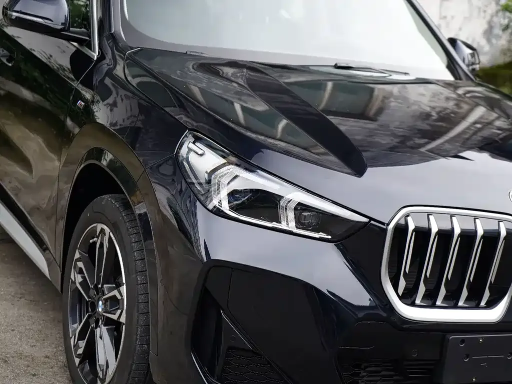 BMW X1 — фото 7