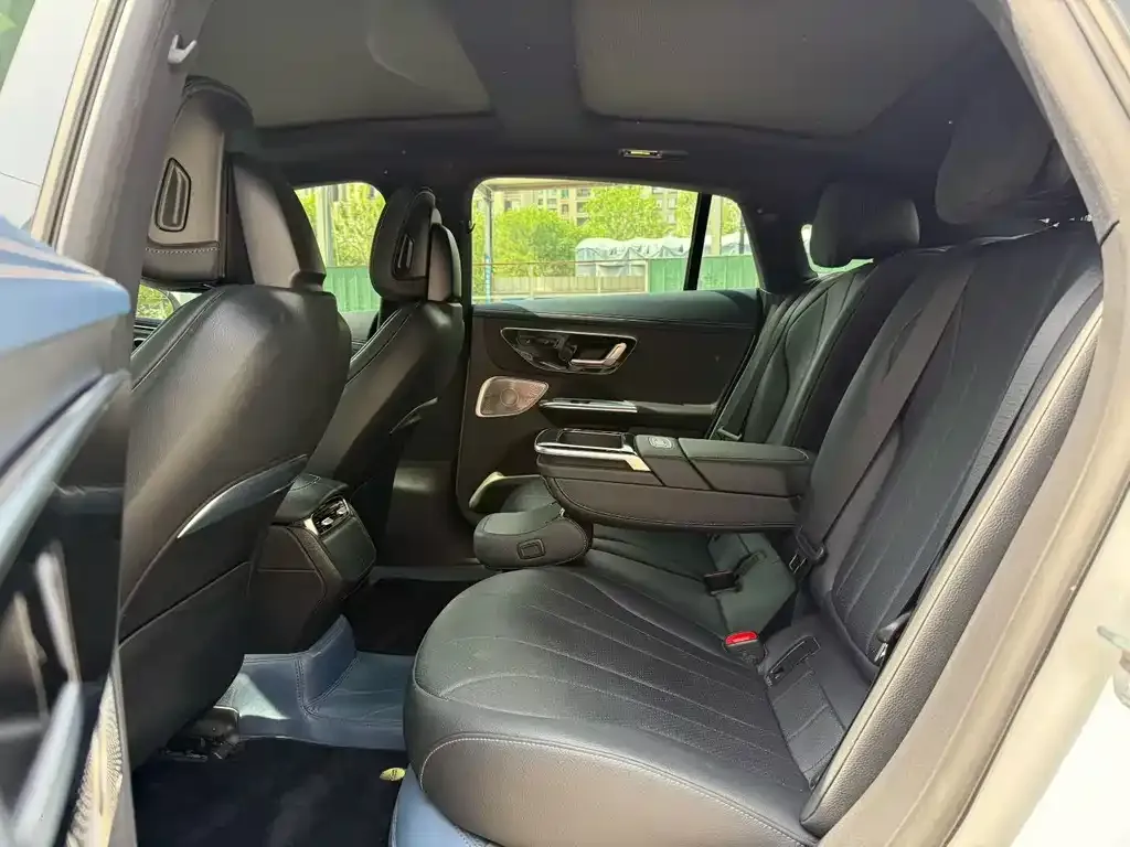 Mercedes-Benz EQE 2023 из CN, фото 6