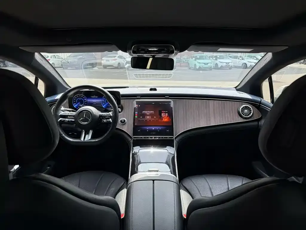 Mercedes-Benz EQE 2023 из CN, фото 8