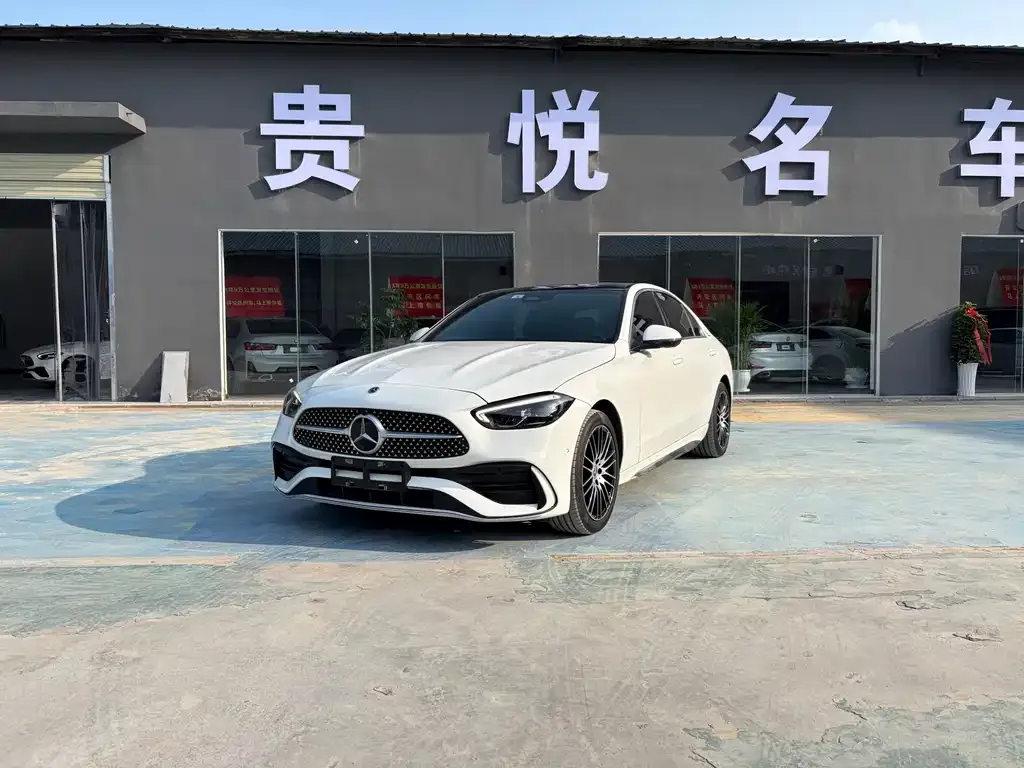 Mercedes-Benz C-Class — фото 1