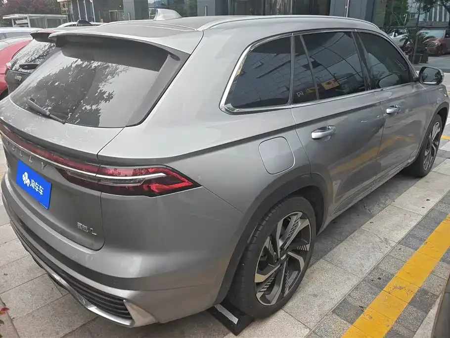 Geely Xingyue L — фото 9