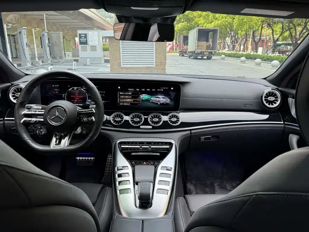 Mercedes-Benz AMG GT — фото 8