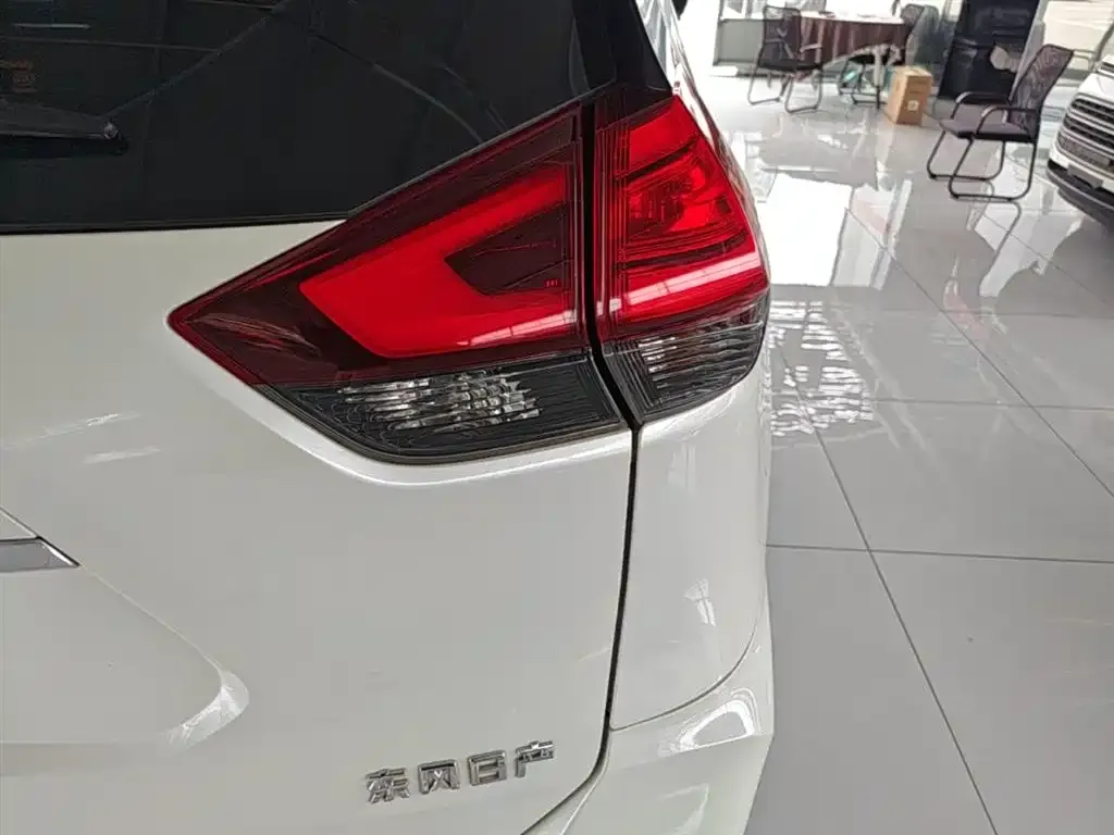 Nissan X-Trail 2023 из CN, фото 5