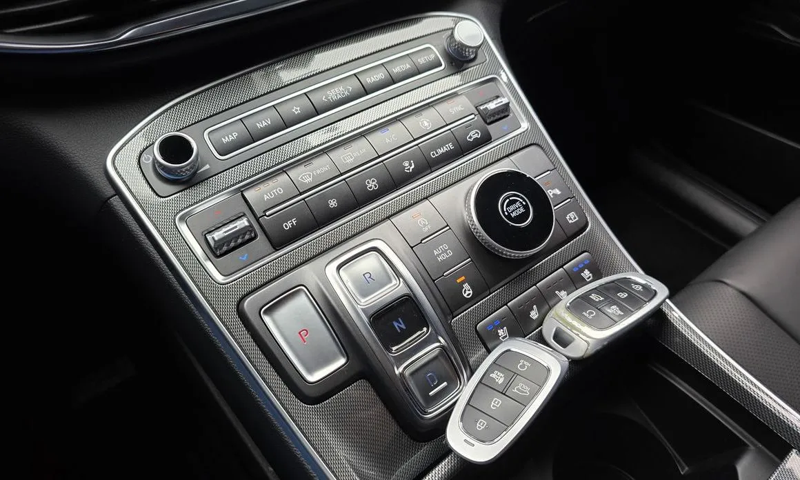 Hyundai Santafe — фото 7
