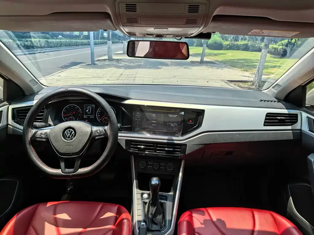 Volkswagen Polo 2022 из CN, фото 2
